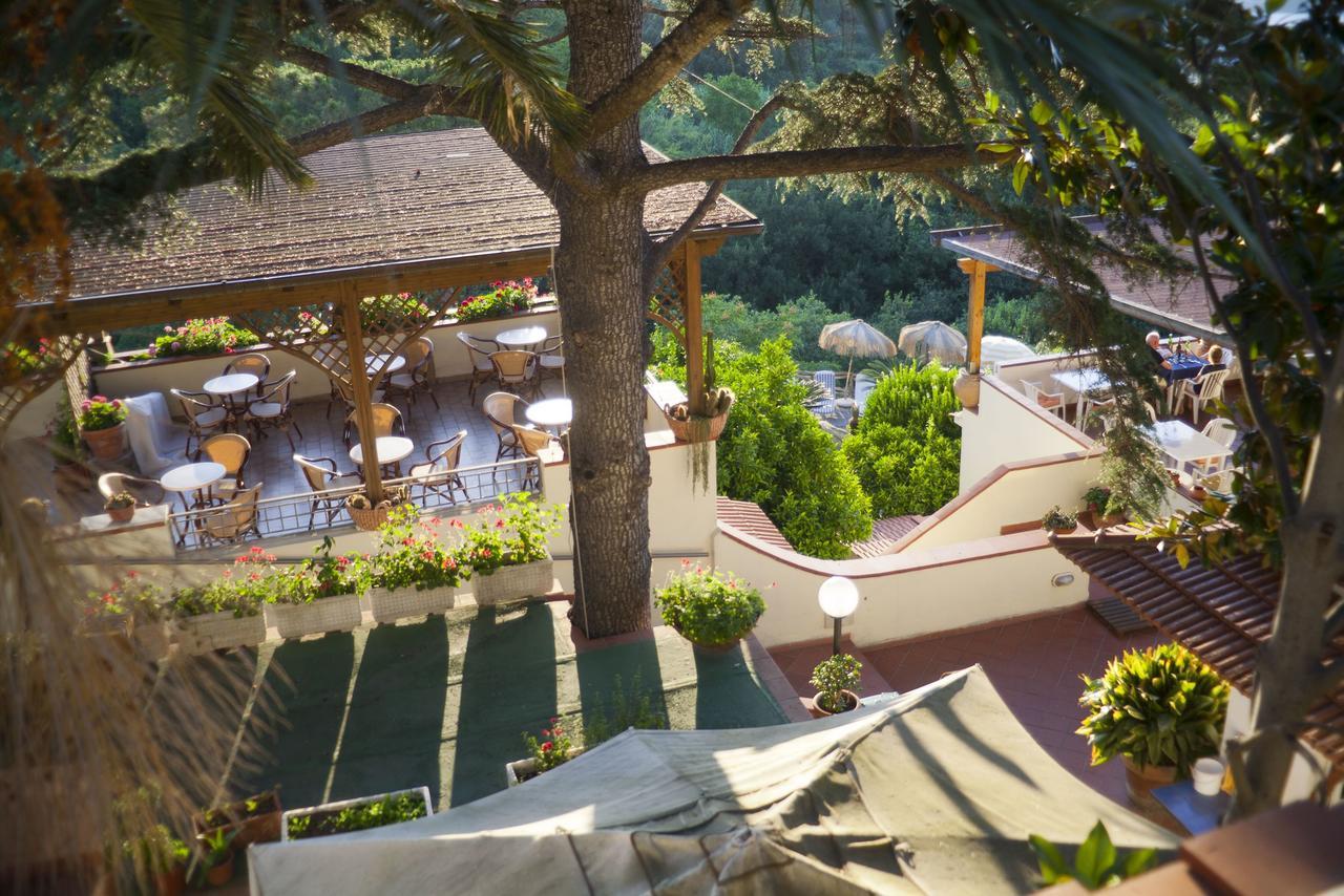 Resort Villa Flavio كازاميتْشيولا تيرمي المظهر الخارجي الصورة