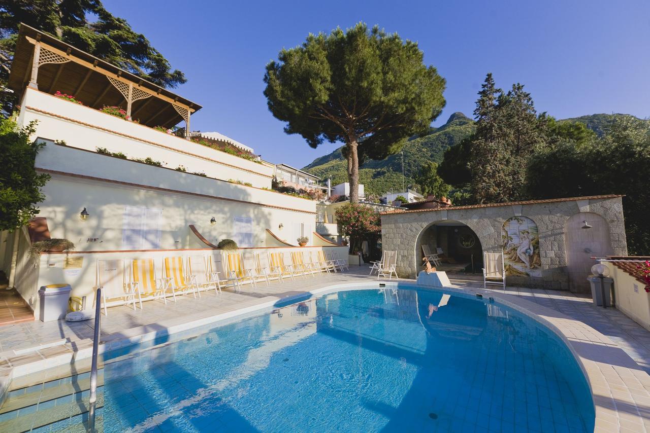 Resort Villa Flavio كازاميتْشيولا تيرمي المظهر الخارجي الصورة